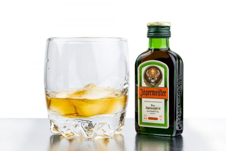 Alcohol fuerte