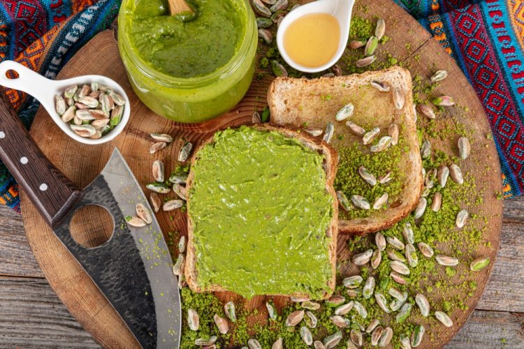 Pistachio Paste with Honey