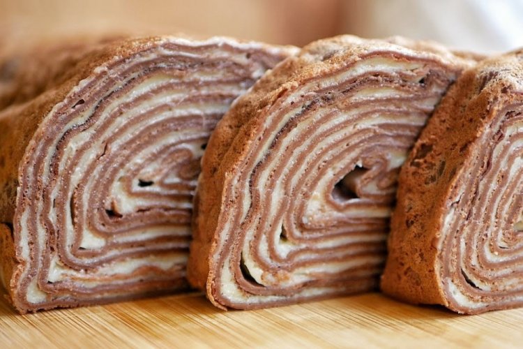 Rollos de blinis de chocolate