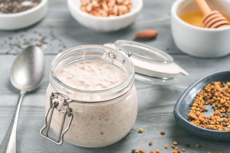 Overnight Oats with Greek Yogurt
