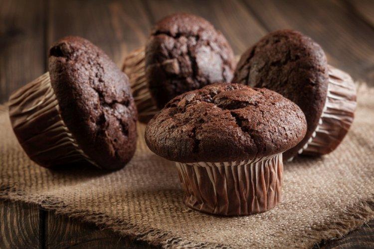 Chocolate Muffins with Greek Yogurt