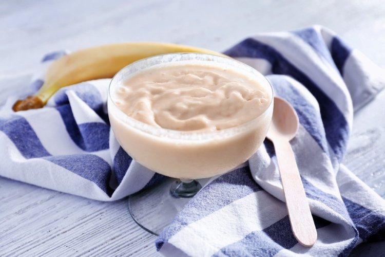 Banana Cream from Greek Yogurt