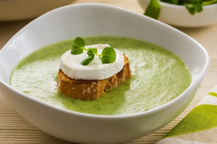 Yogurt Cream Soup with Watercress and Celery