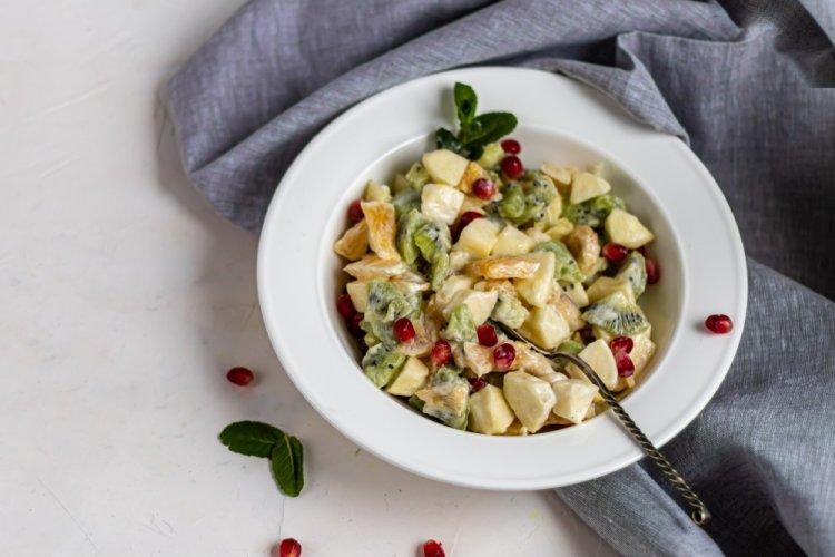 Winter Fruit Salad with Greek Yogurt