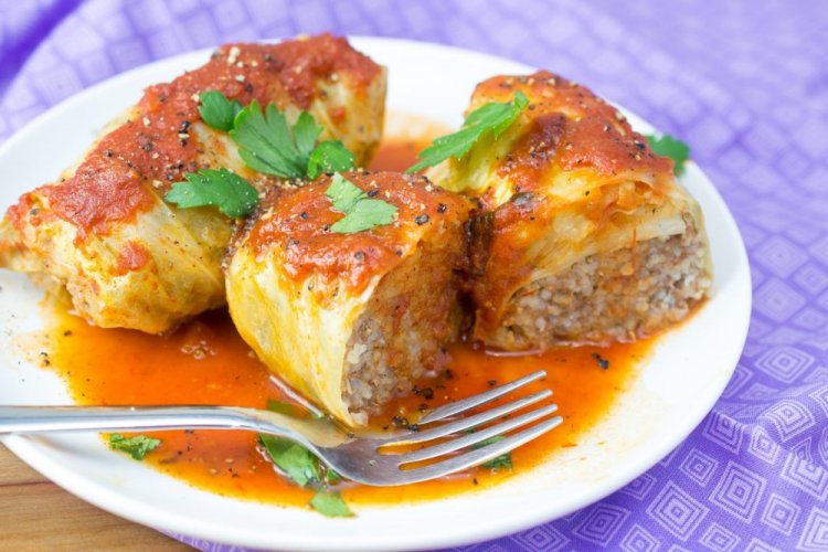 Relleno con carne picada y bulgur para golubtsy