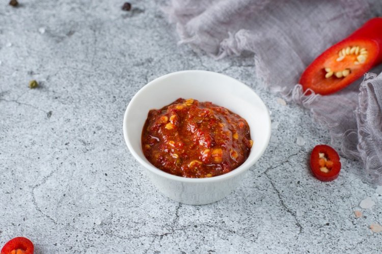 Satsébeli con verduras para el invierno