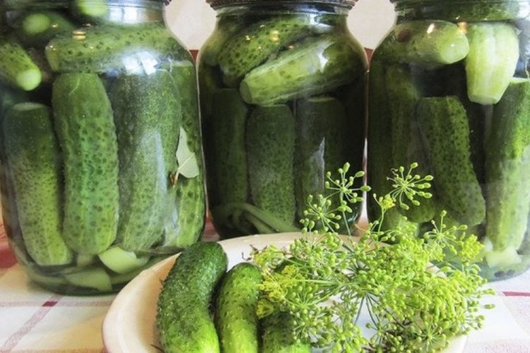 Cucumbers with Citric Acid Without Sterilization