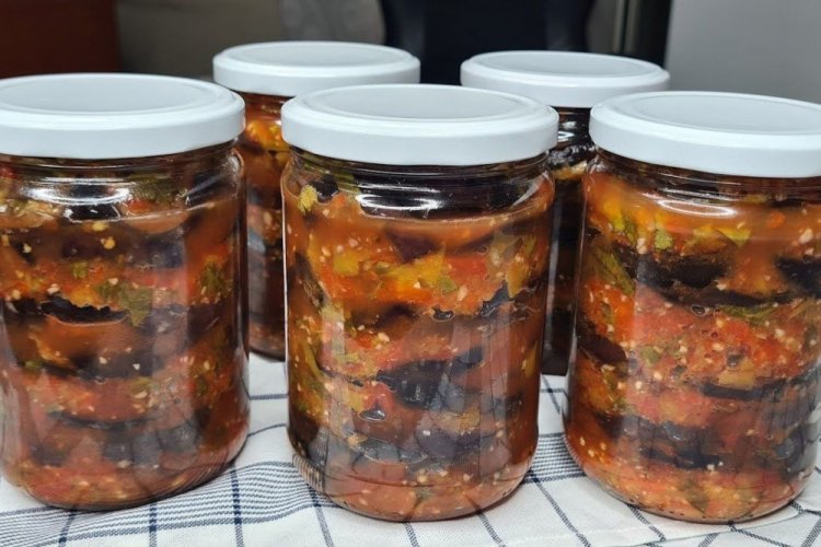 Korean-Style Eggplants Without Sterilization
