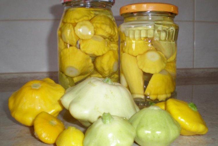 Whole Pattypan Squash for Winter