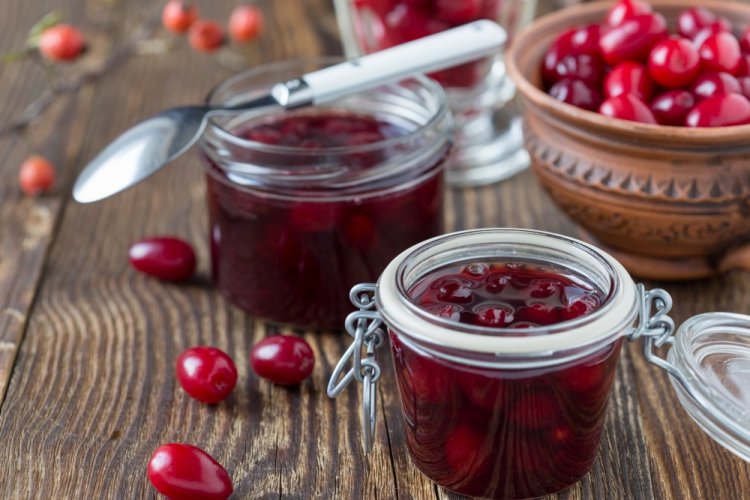 Five-Minute Cornelian Cherry Jam