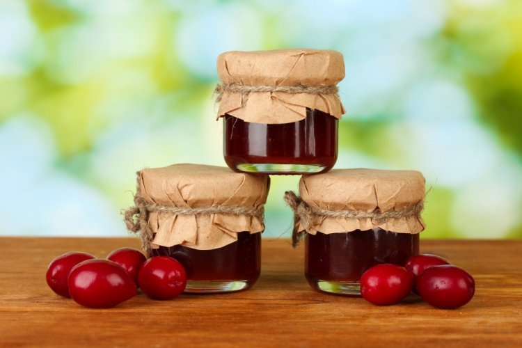 Cornelian Cherry Jam without Water
