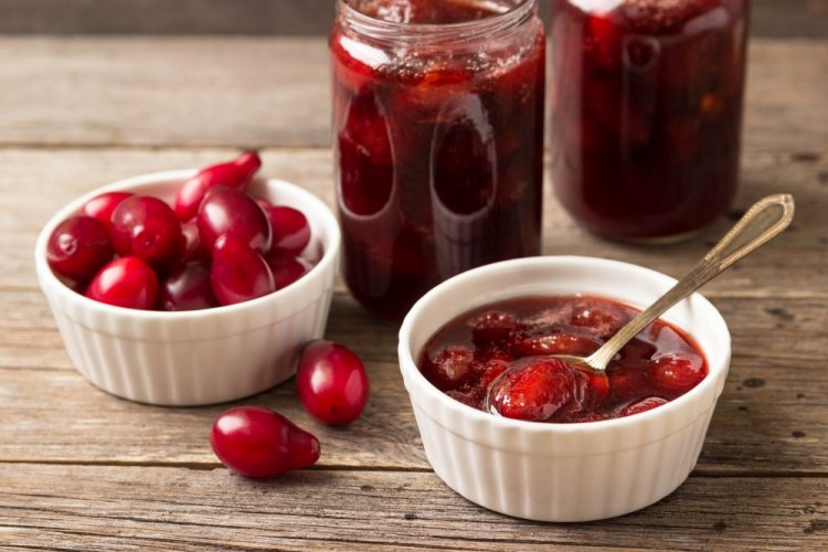 Cornelian Cherry Jam with Pits