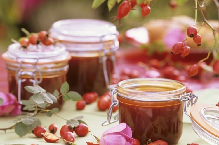 Rosehip Jam (Povidlo) for Winter