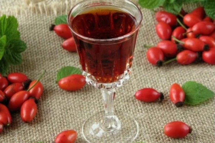 Rosehip Tincture with Vodka