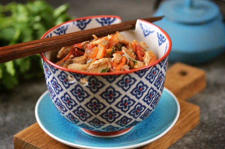 Rice Noodles with Turkey