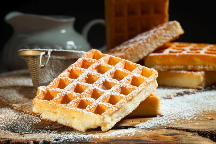 Gofres con queso crema y leche