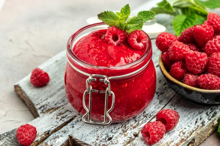 No-Cook Raspberry Jam