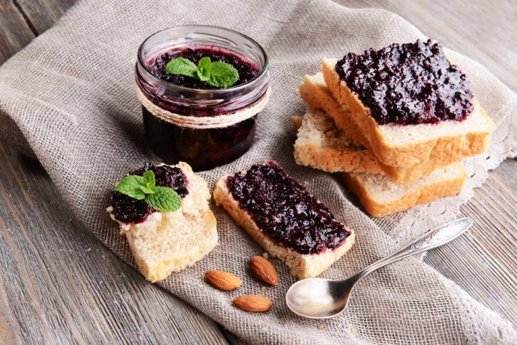 No-Cook Blackcurrant Jam