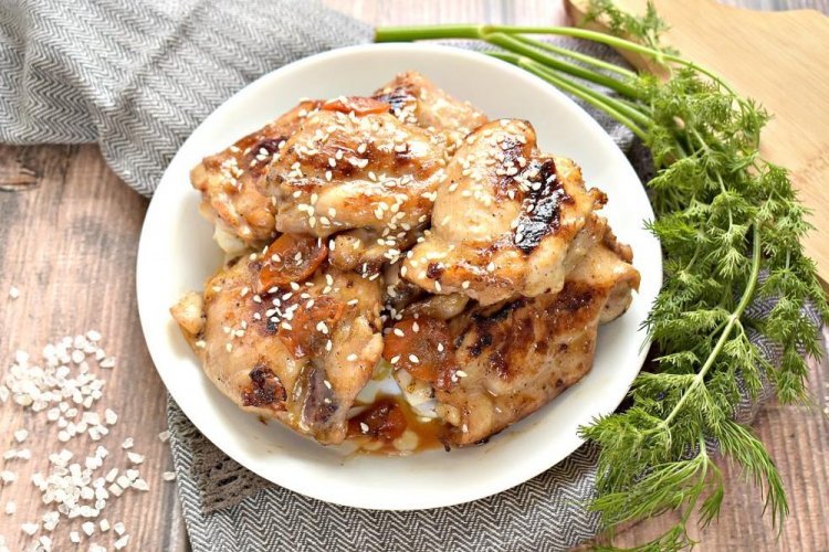 Chicken Thighs in Soy Sauce in a Skillet