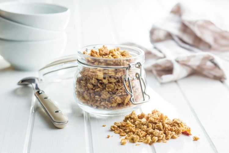 Banana Granola