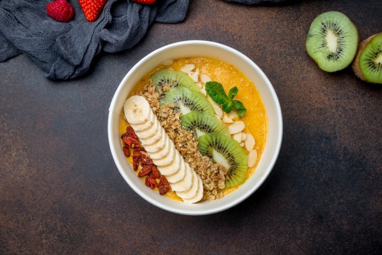 Tropical Smoothie Bowl