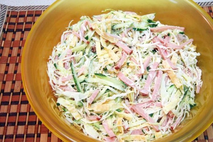Cabbage, Cucumber, and Ham Salad