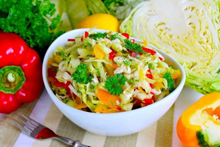 Cabbage, Cucumber, and Bell Pepper Salad