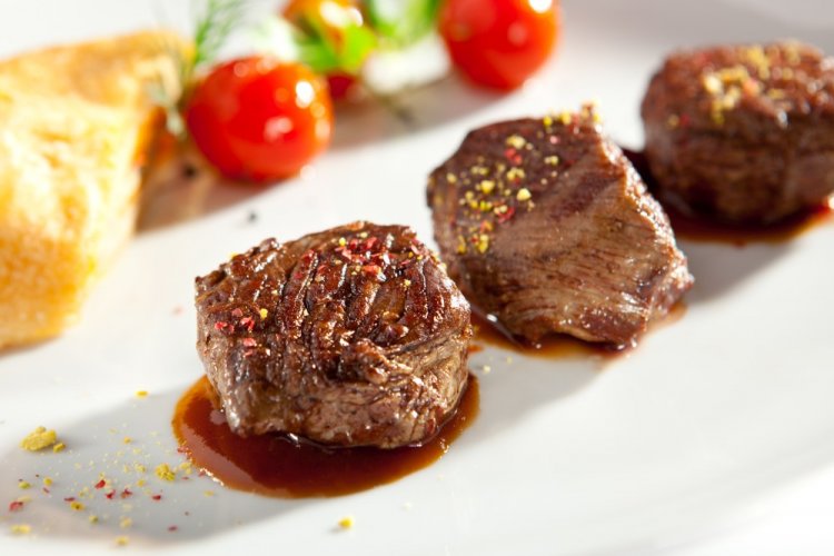 Beef Medallions in Soy Sauce