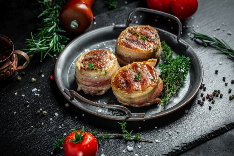 Beef Medallions Wrapped in Bacon