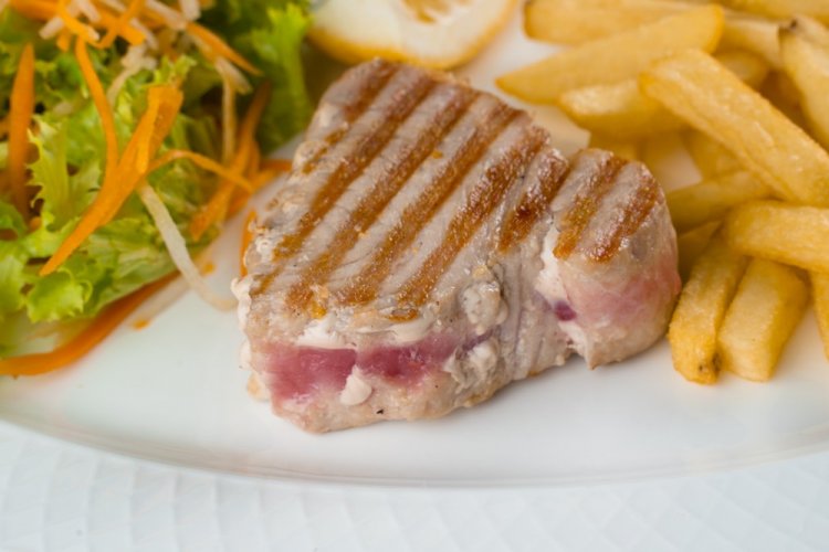 Tuna Medallions with Chili Pepper in a Pan