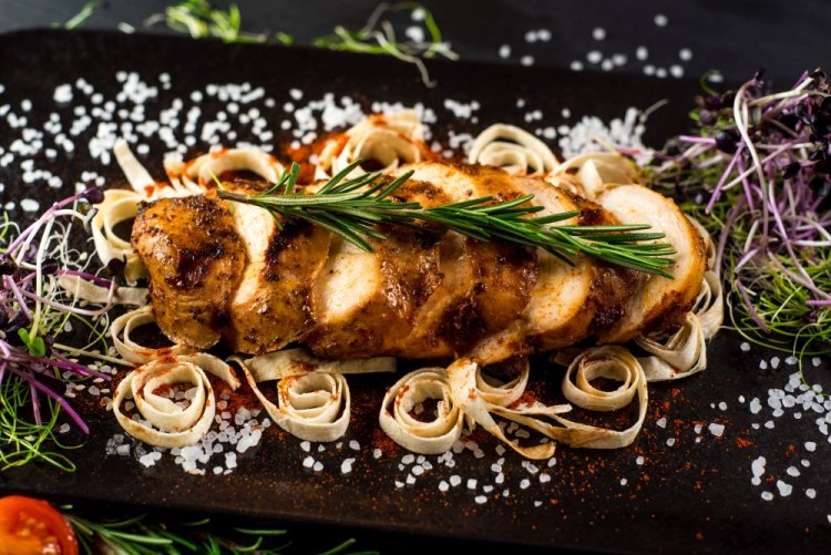 Chicken Medallions with Lemon Sauce