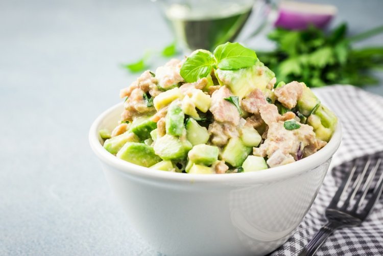 Canned Tuna and Avocado Salad