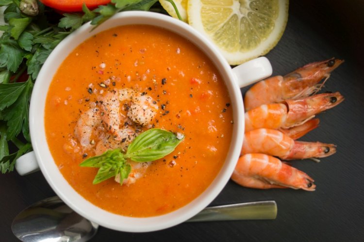 Tomato Soup with Shrimp and Lentils