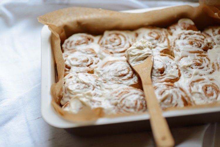 Honey Frosting for Cinnabons