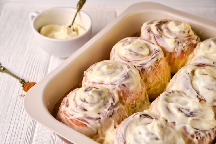 Cream Cheese Frosting for Cinnabons