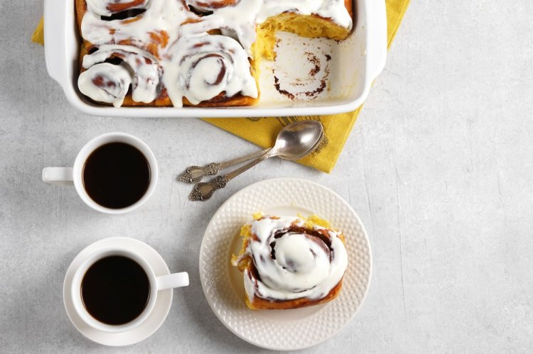 Sour Cream Frosting for Cinnabons