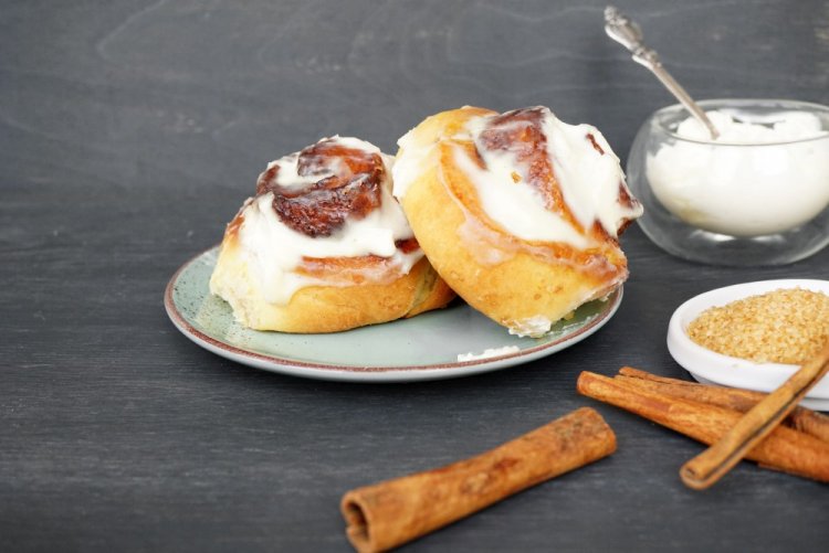 Vanilla Frosting for Cinnabons