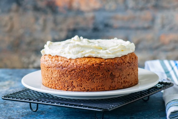 Sour Cream Pie with Rice Flour