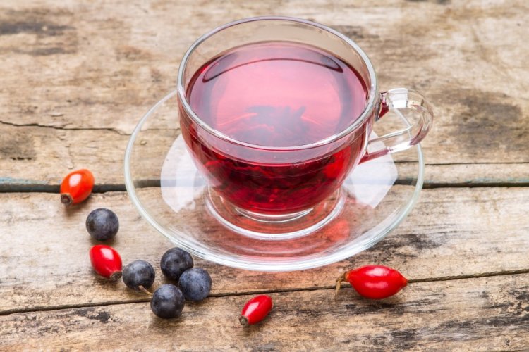 Rosehip and Berry Compote