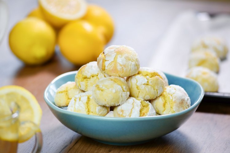 Quick Lemon Cookies