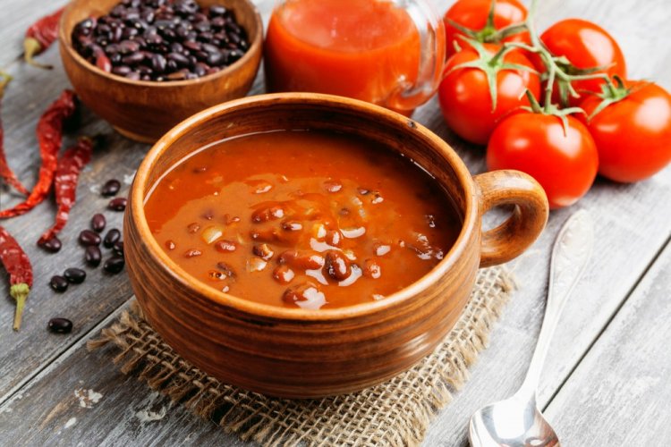 Bean Soup with Tomatoes and Hot Pepper for Winter