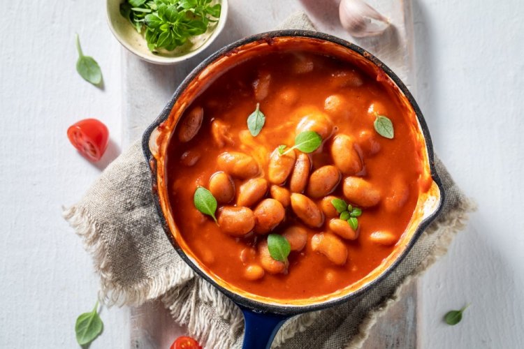 Bean Soup with Tomato Juice for Winter