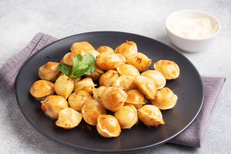 Fried Dumplings in Soy Sauce