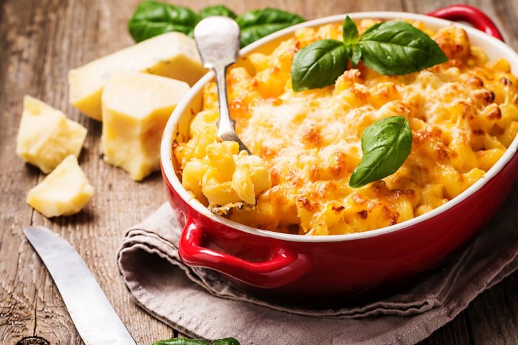 Macaroni and Cheese Bake