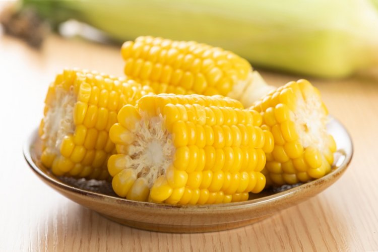Boiled Corn in Milk