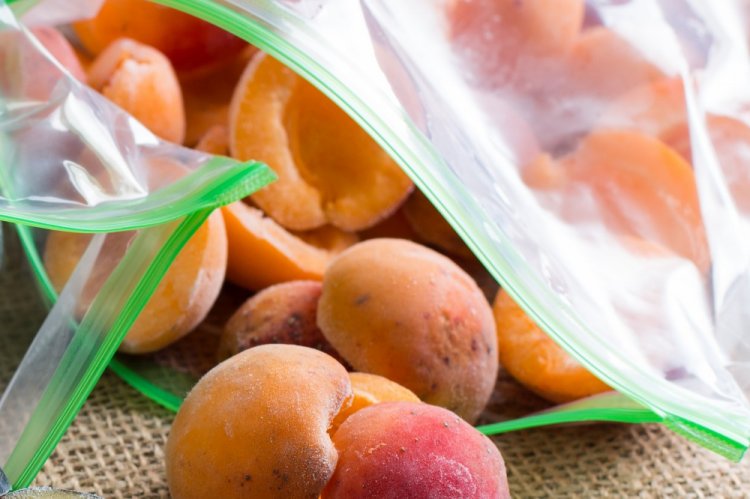 Frozen Apricots in Zip-Top Bags