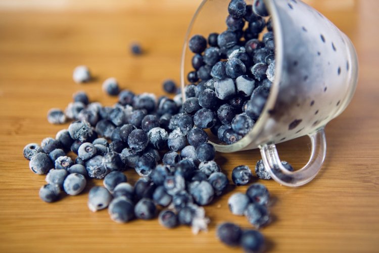 Whole Frozen Blueberries