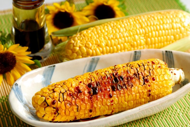 Corn with Soy Sauce in the Oven