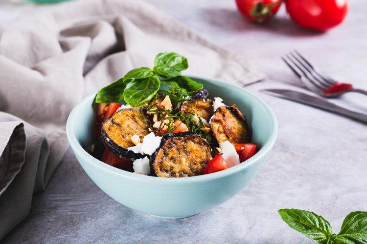 Salad with Cream Cheese and Crispy Eggplant