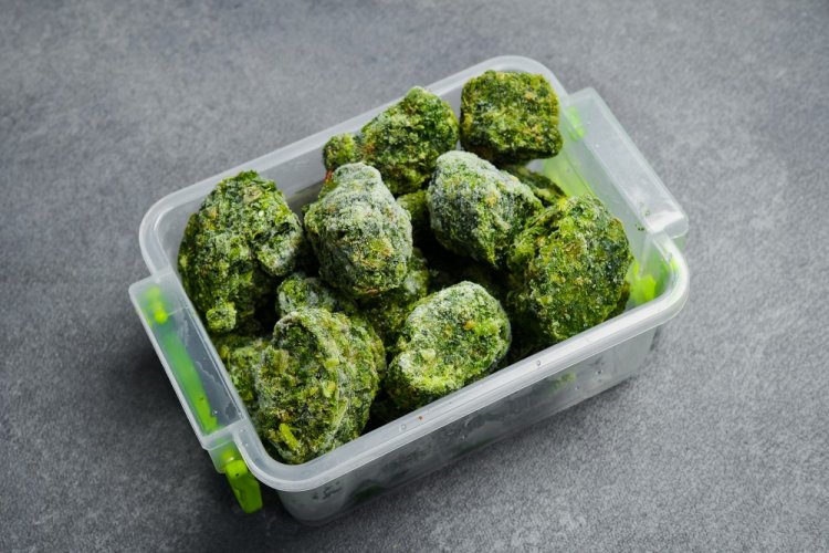 Frozen Spinach with Vegetables for Winter
